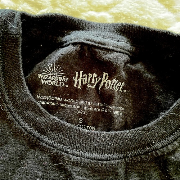 Harry Potter Hufflepuff t-shirt - Picture 2 of 2